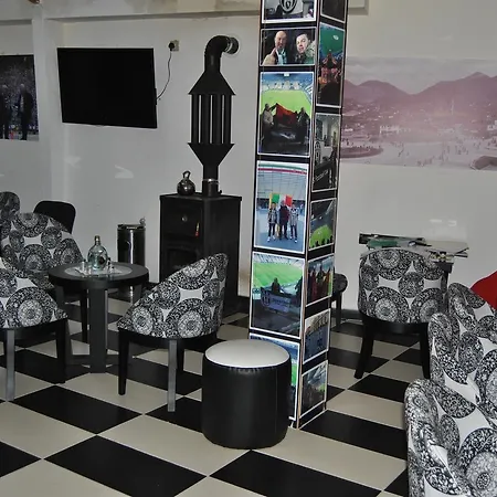 Republika 호텔 티라나