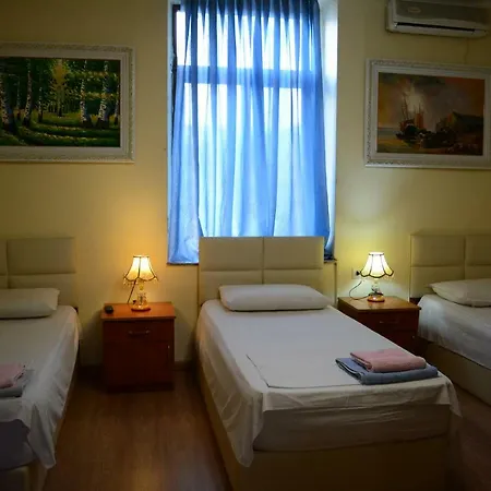 Republika ティラナ