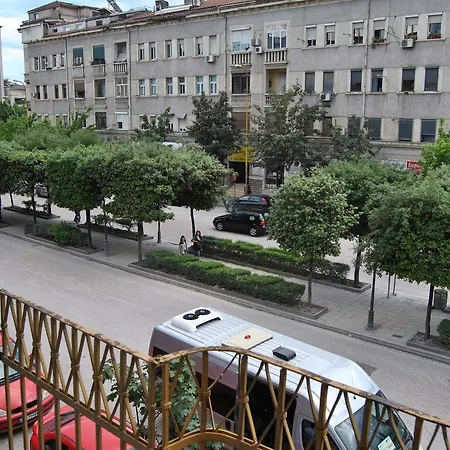Republika Tirana