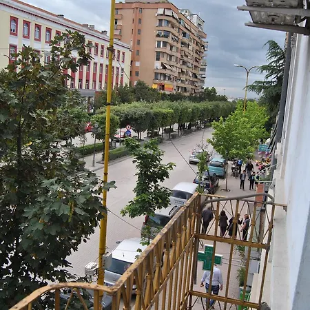 Republika Tirana