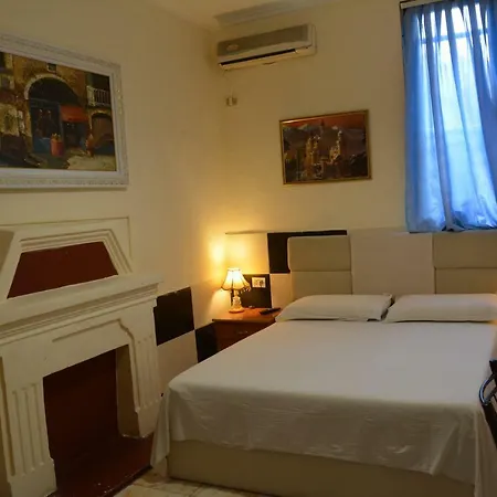 Republika Hotell Tirana