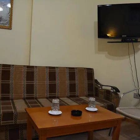 Republika Hotel *